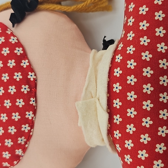 Vintage Stuffed Raggedy Ann Rag Doll Hanger - Picture 12 of 13